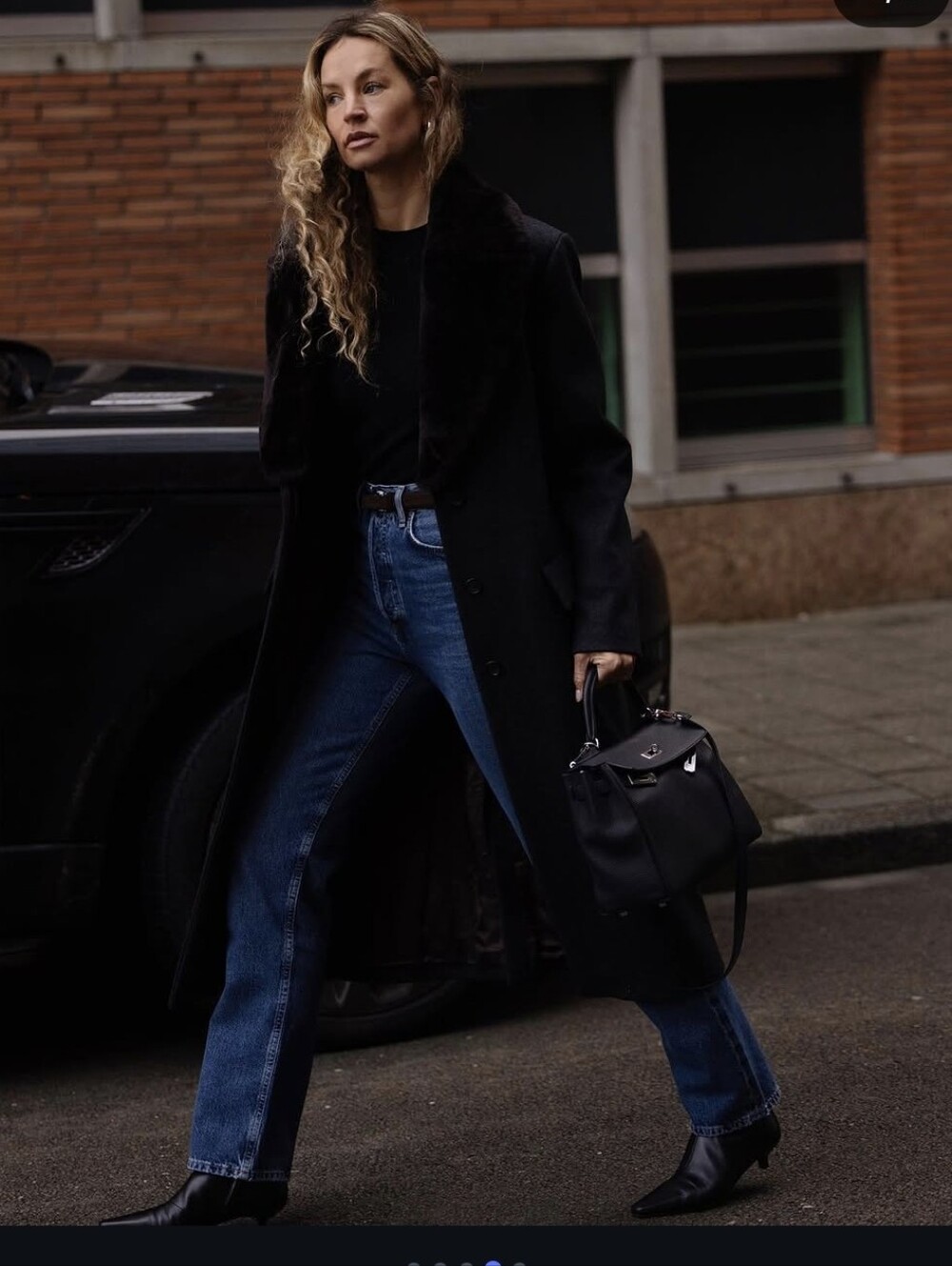 Weekday Rowe High Rise Straight Leg Jeans - Picture 2 of 6